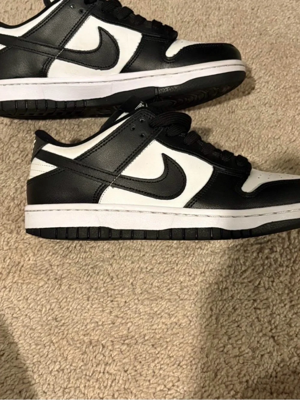 Nike Men’s Low-Top Sneakers - Black and White